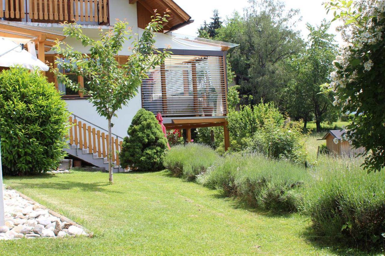 Ferienhaus Familie Zimmermann Keutschach am See Bagian luar foto