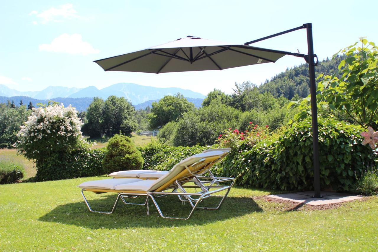 Ferienhaus Familie Zimmermann Keutschach am See Bagian luar foto